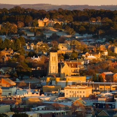 Call for brokers to help regional businesses Call for brokers to help regional businesses