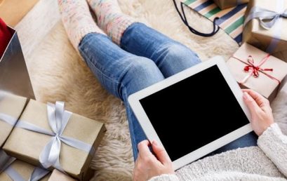 A third of Australians turn to online shopping for Christmas: Savvy survey