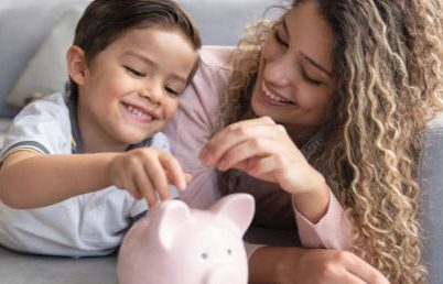 5 valuable lessons to teach your kids good money habits